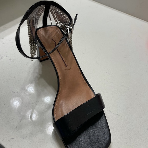 Vicenza All that Shimmers Fringe Boho sandals👡 - Picture 7 of 7